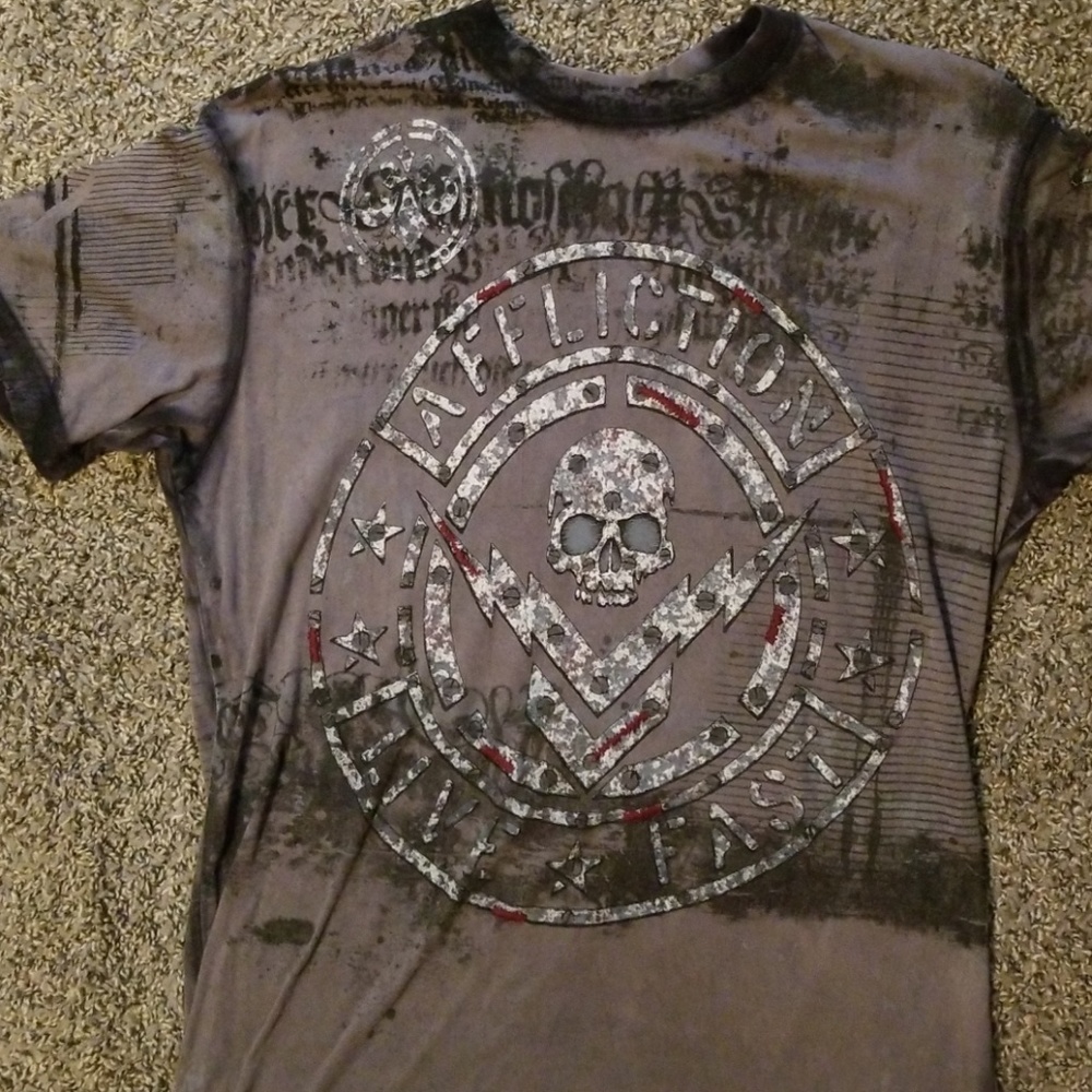 Men's Affliction tee